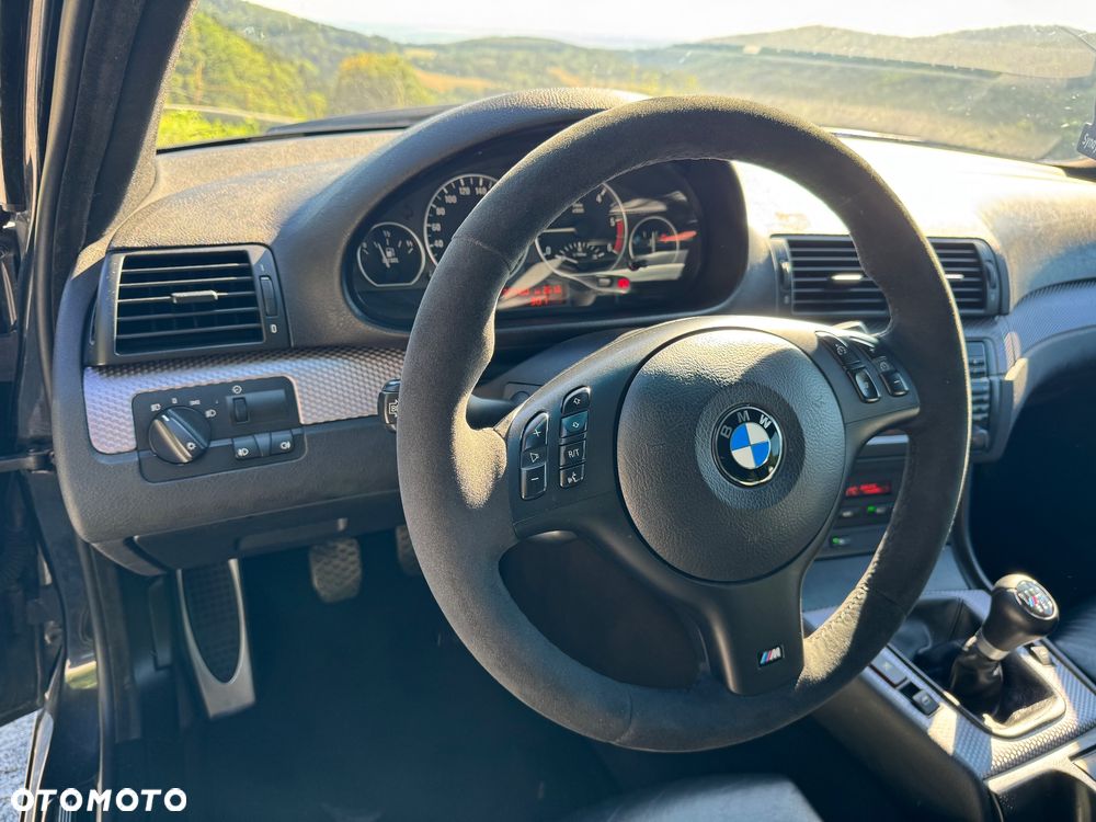 BMW Seria 3 330d Edition Sport - 24