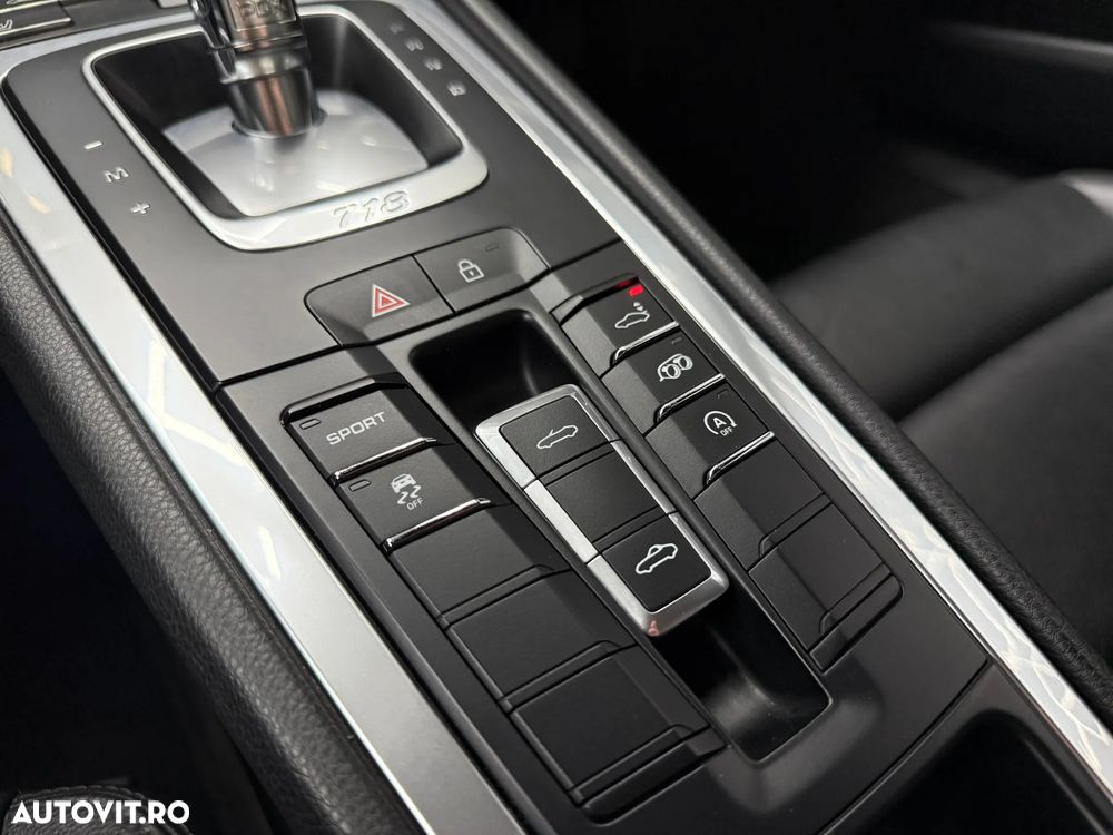 Porsche Boxster 718 PDK - 15