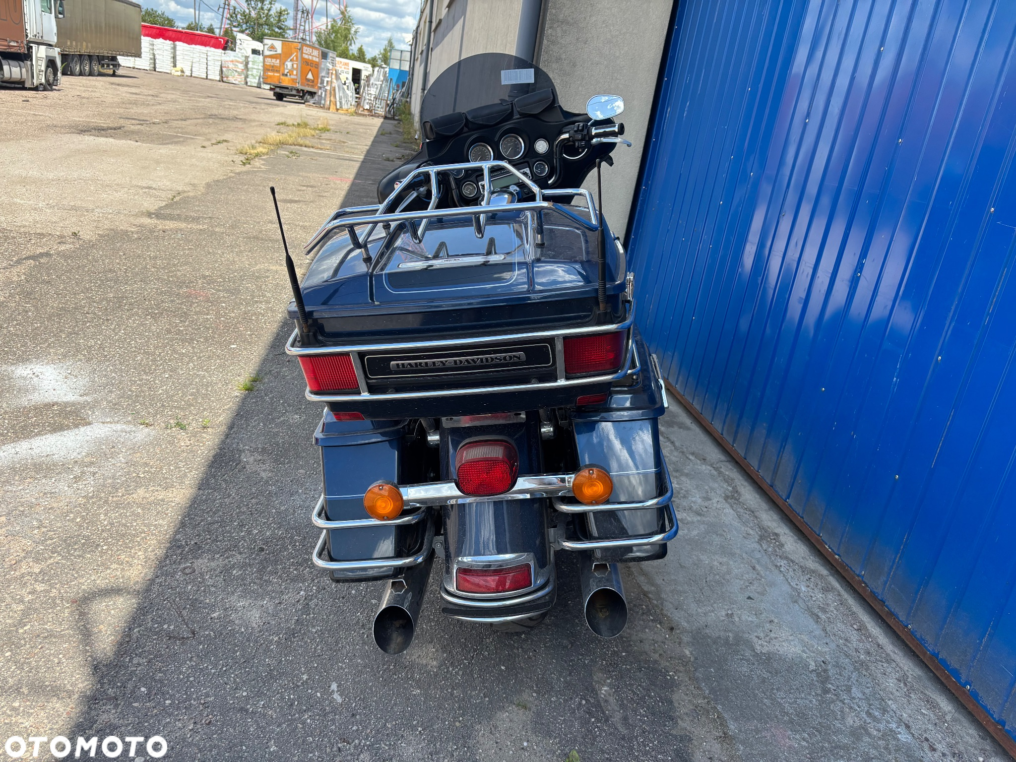 Harley-Davidson FLHS Electra Glide - 3