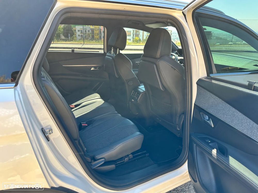 Peugeot 5008 1.5 BlueHDi GT Line EAT8 - 11