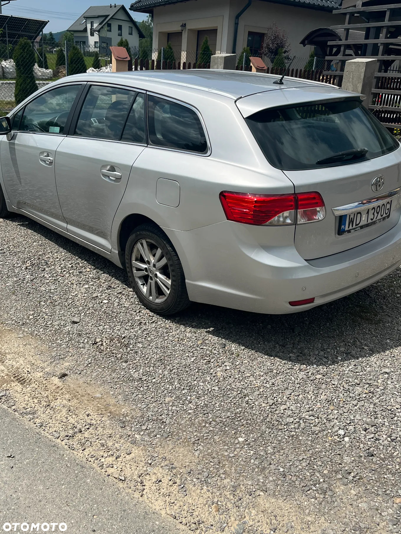 Toyota Avensis 2.0 D-4D Premium - 3
