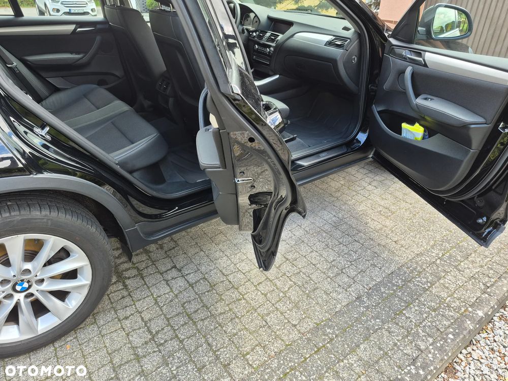 BMW X4 xDrive20d Advantage - 11
