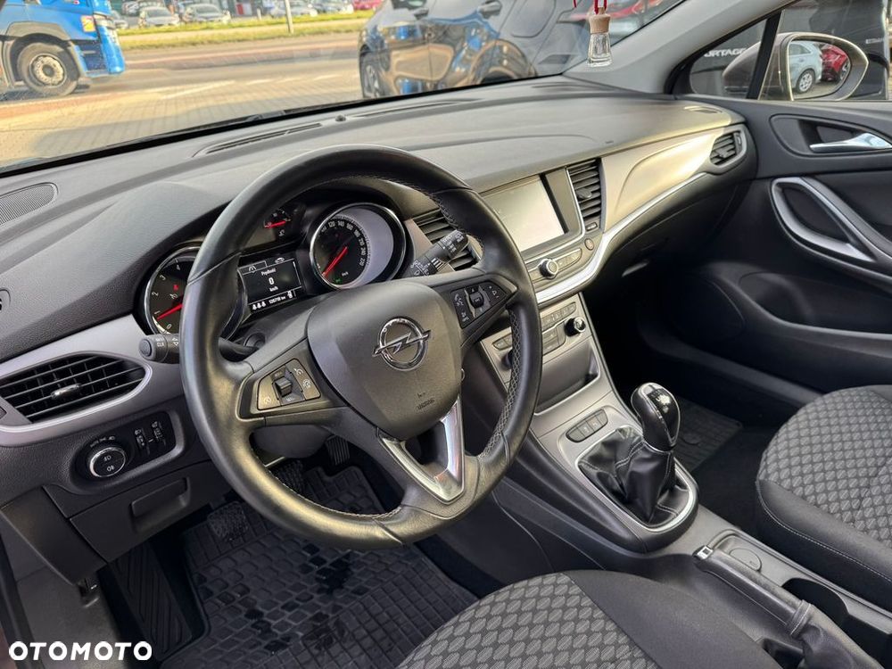 Opel Astra 1.4 T Enjoy - 9