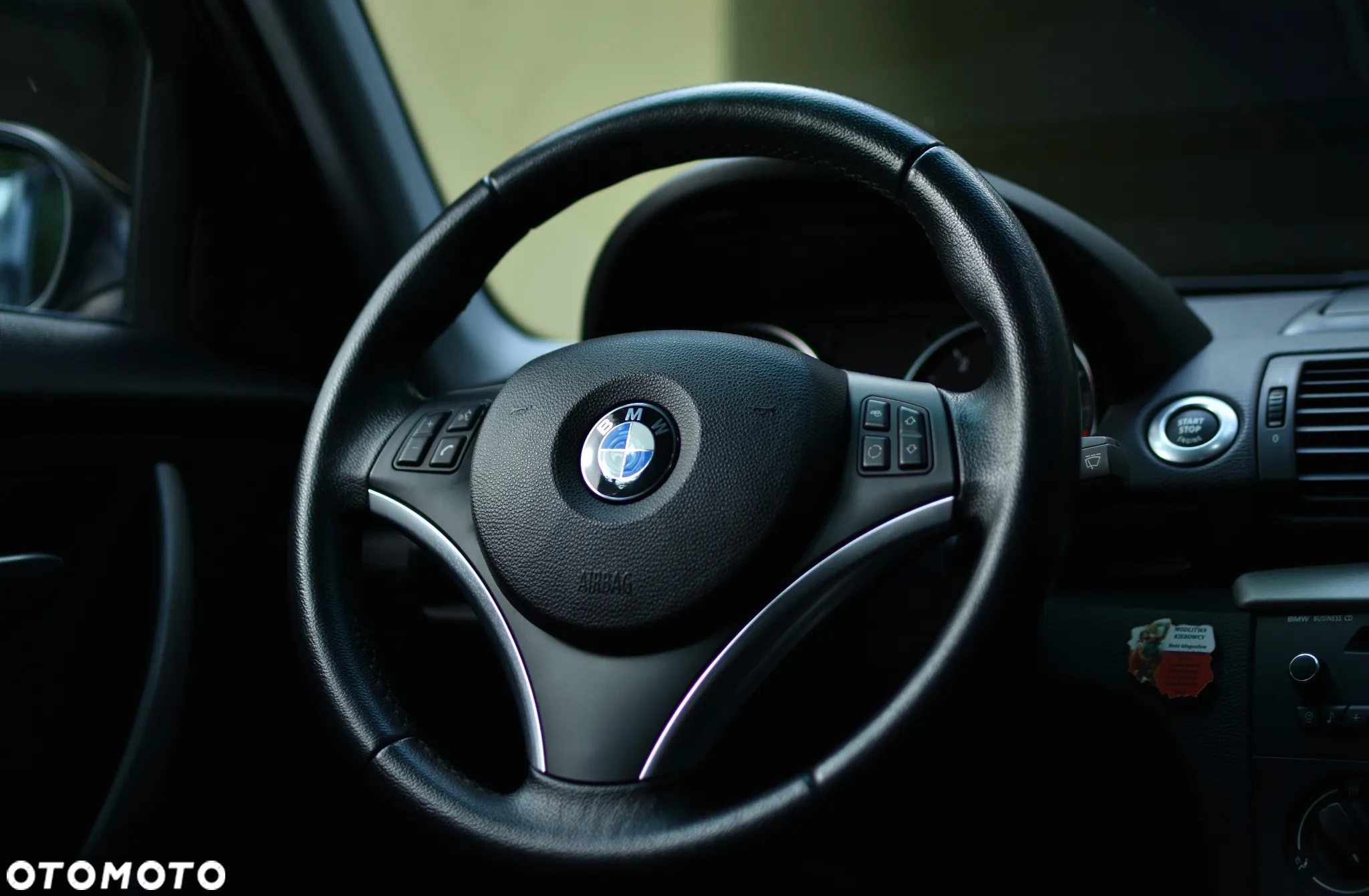 BMW Seria 1 118d - 22