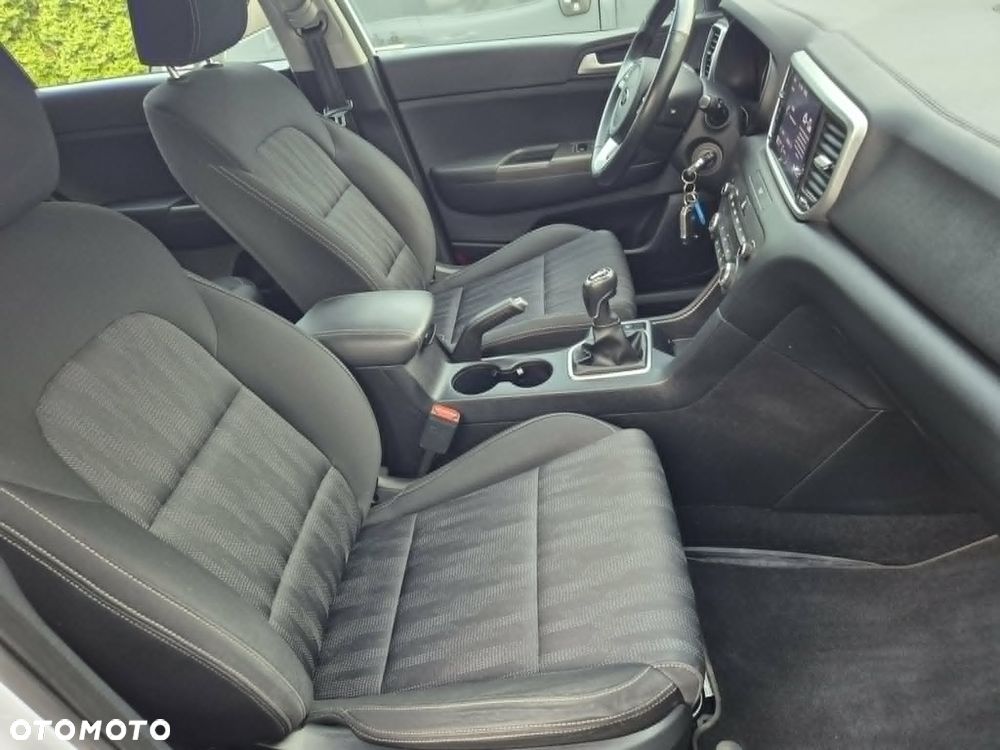 Peugeot 5008 2.0 BlueHDi Allure S&S EAT8 - 19