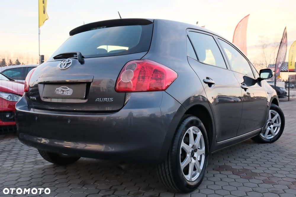 Toyota Auris 1.6 VVT-i Sol - 14