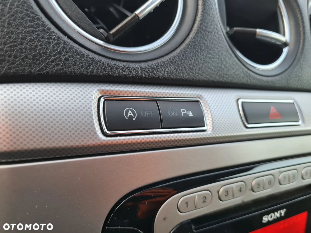 Ford S-Max 1.6 EcoBoost Titanium - 22