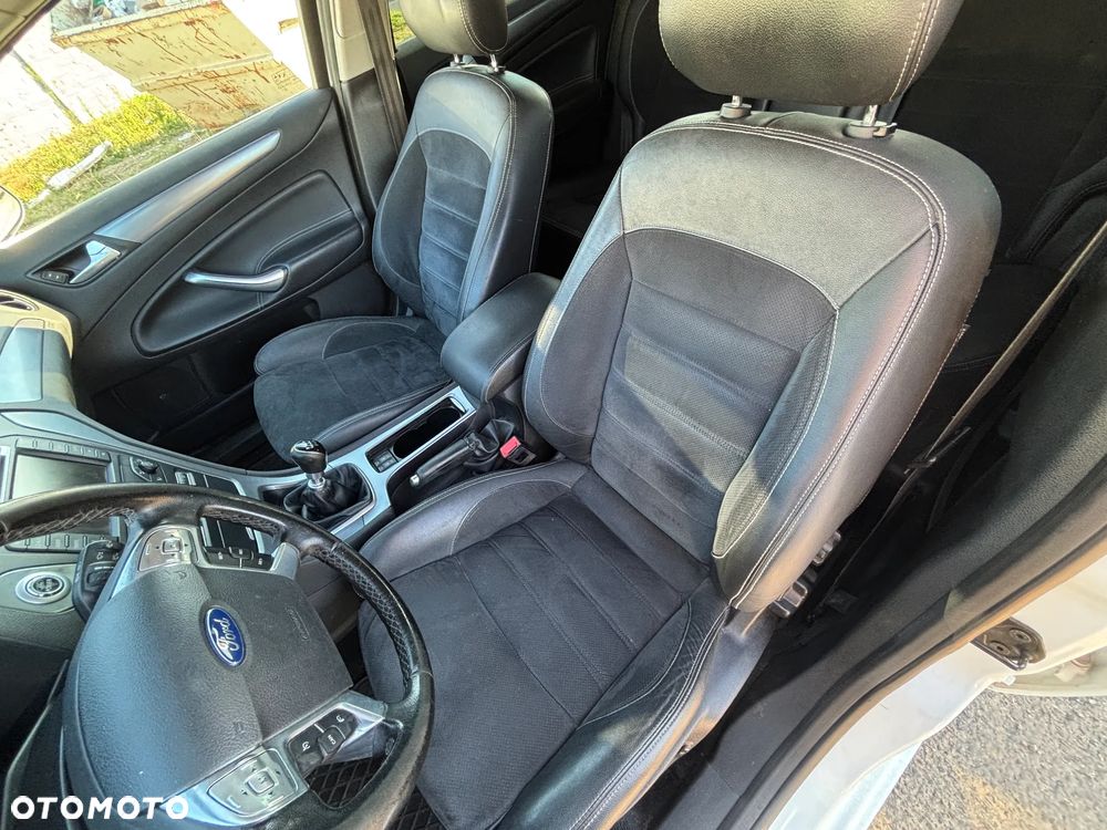 Ford Mondeo - 10