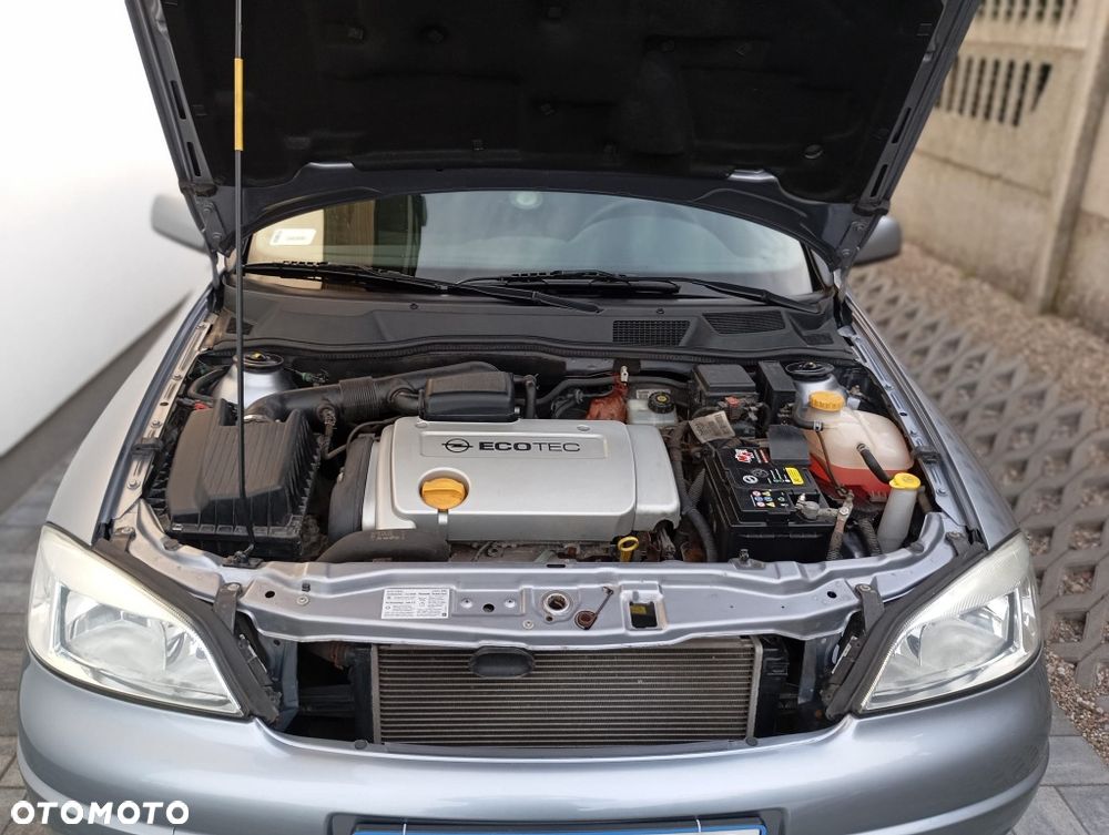 Opel Astra - 4