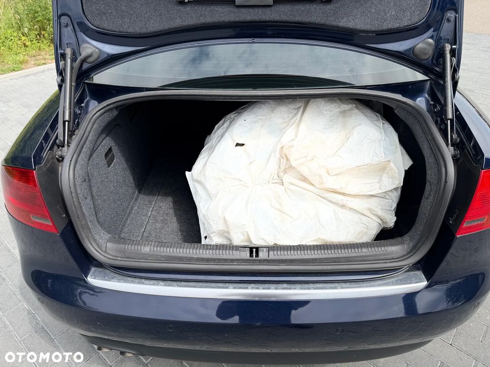 Audi A4 Limousine 2.0 TDI DPF multitronic - 19