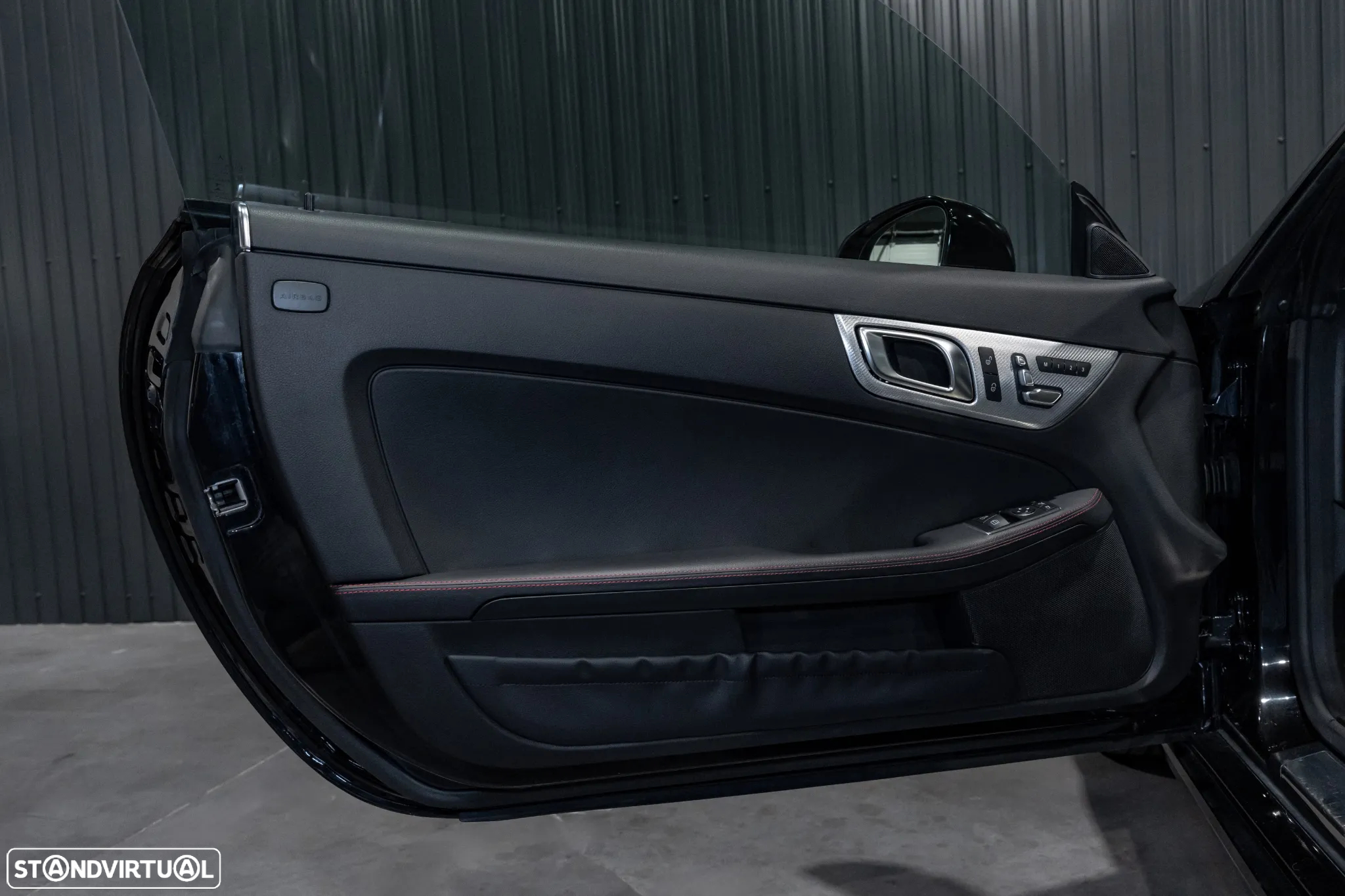Mercedes-Benz SLC 250 d 9G-TRONIC - 20