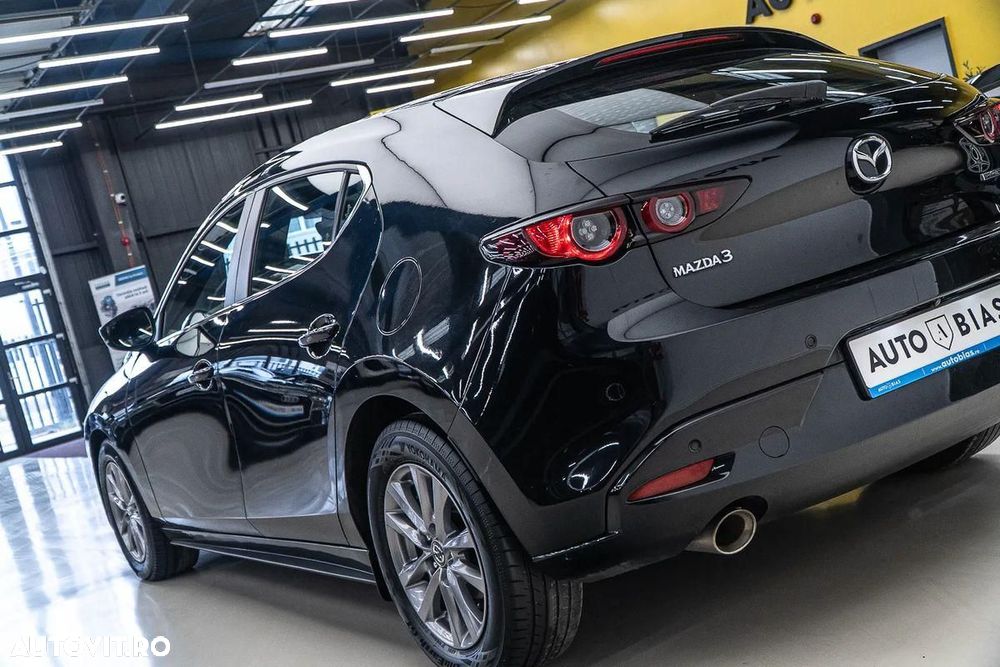 Mazda 3 SKYACTIV-X 2.0 M-Hybrid SELECTION - 32