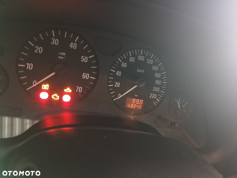 Opel Astra - 4