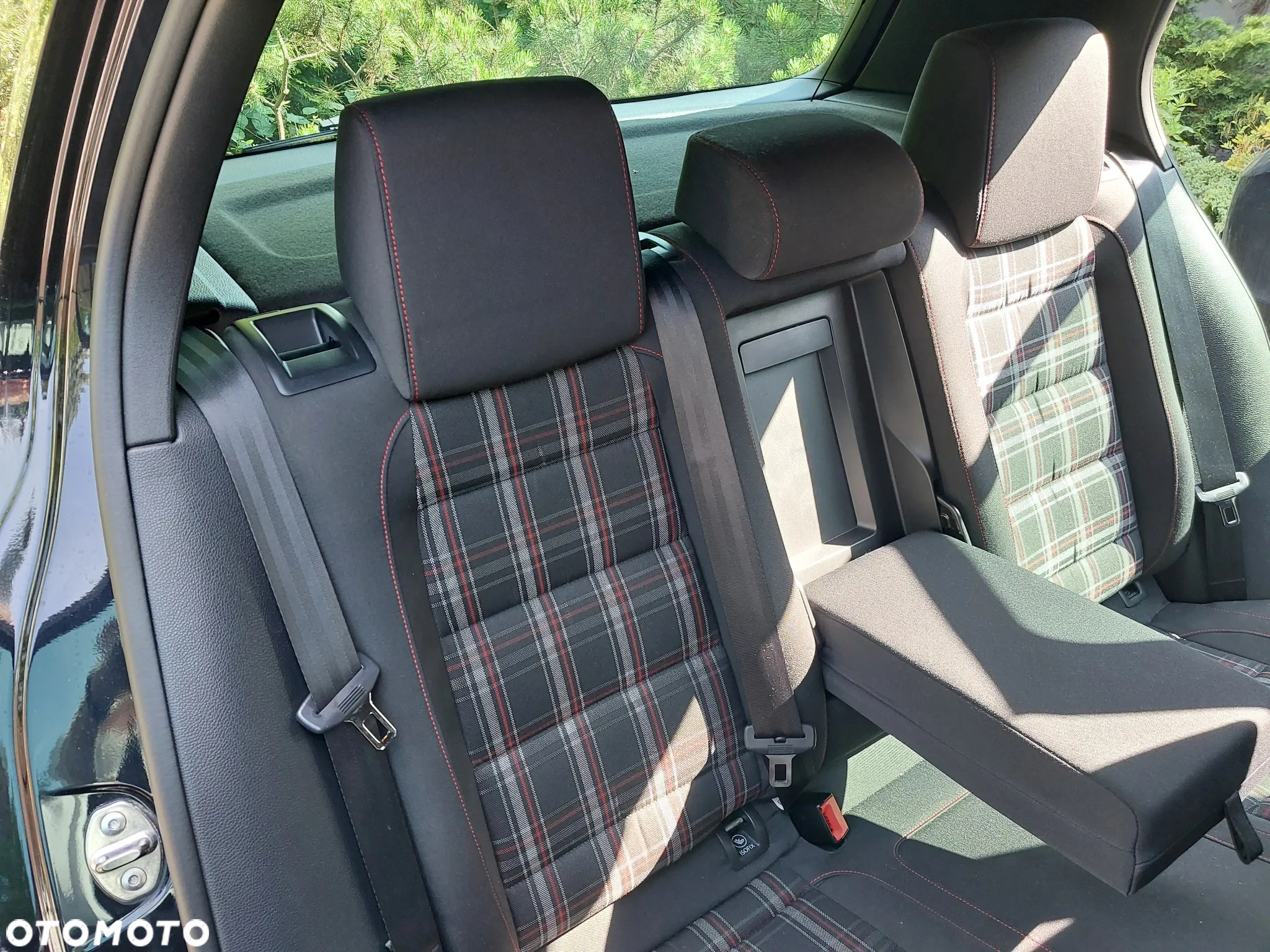 Volkswagen Golf 2.0 GTI DSG - 13