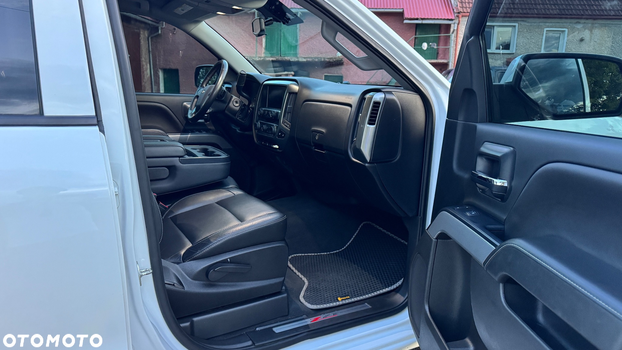 Chevrolet Silverado - 15