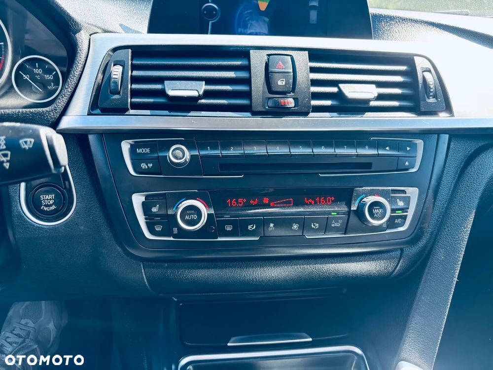 BMW Seria 3 320d - 10