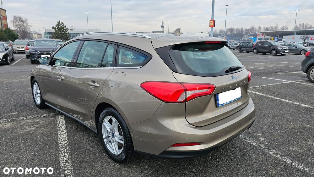 Ford Focus SW 1.5 EcoBoost Trend Edition Business - 11