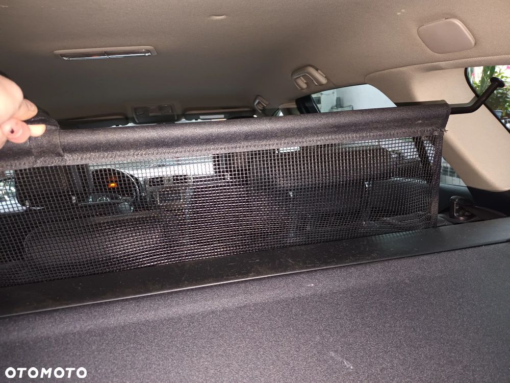 Toyota Avensis 1.8 Sol - 18