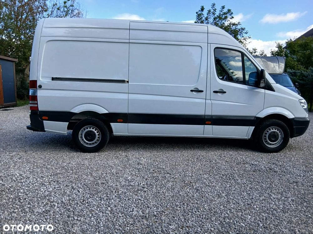 Mercedes-Benz Sprinter - 6