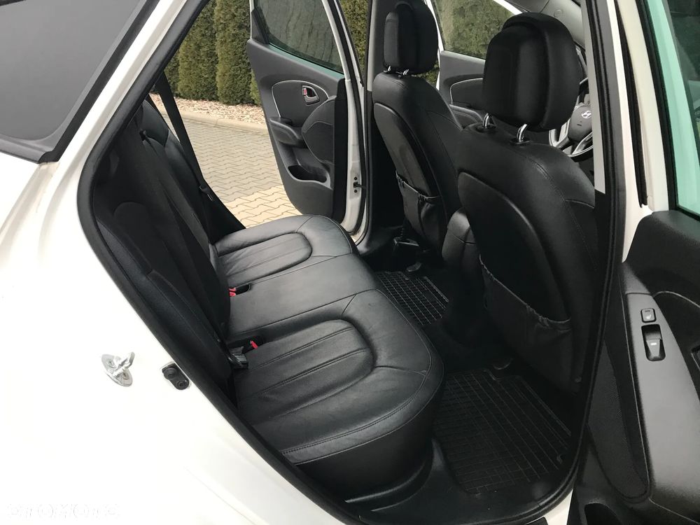 Hyundai ix35 2.0 CRDi 4WD Premium - 32