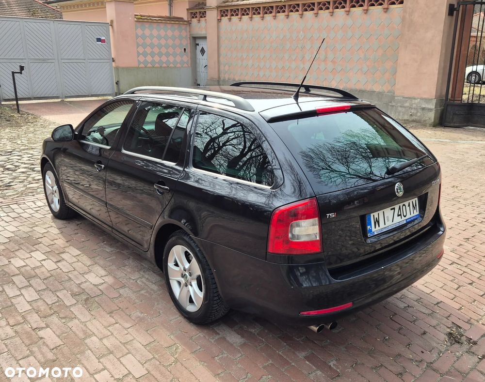 Skoda Octavia 1.8 TSI Elegance DSG - 6