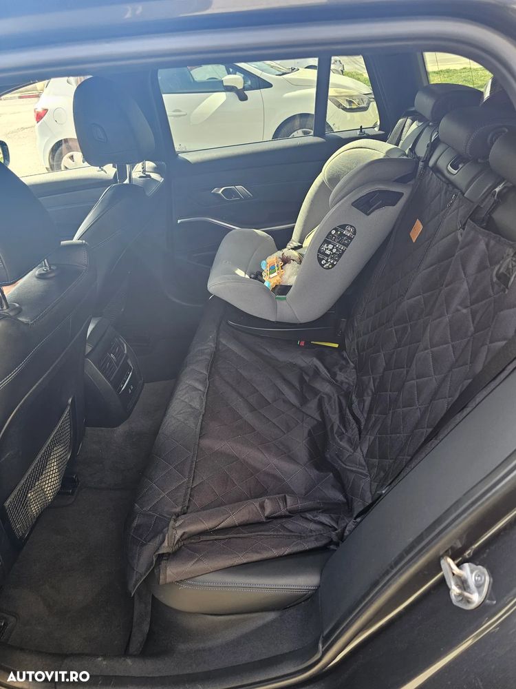 BMW Seria 3 320d xDrive Aut. Edition M Sport Shadow - 13