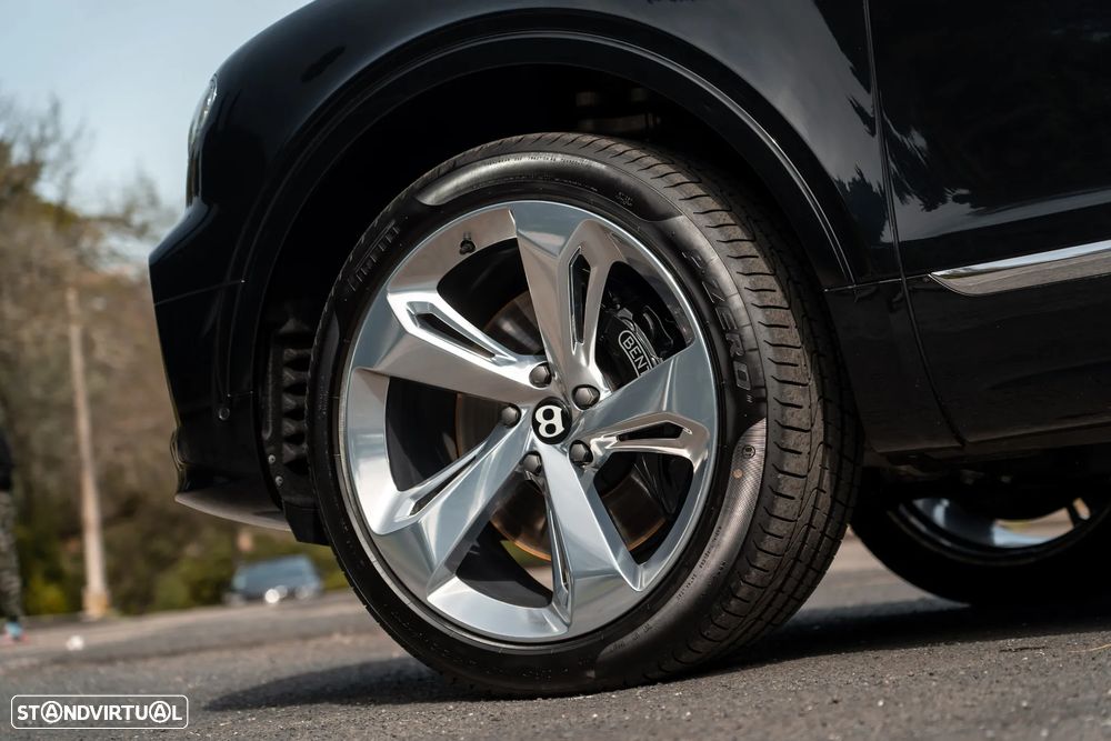 Bentley Bentayga V8 - 7