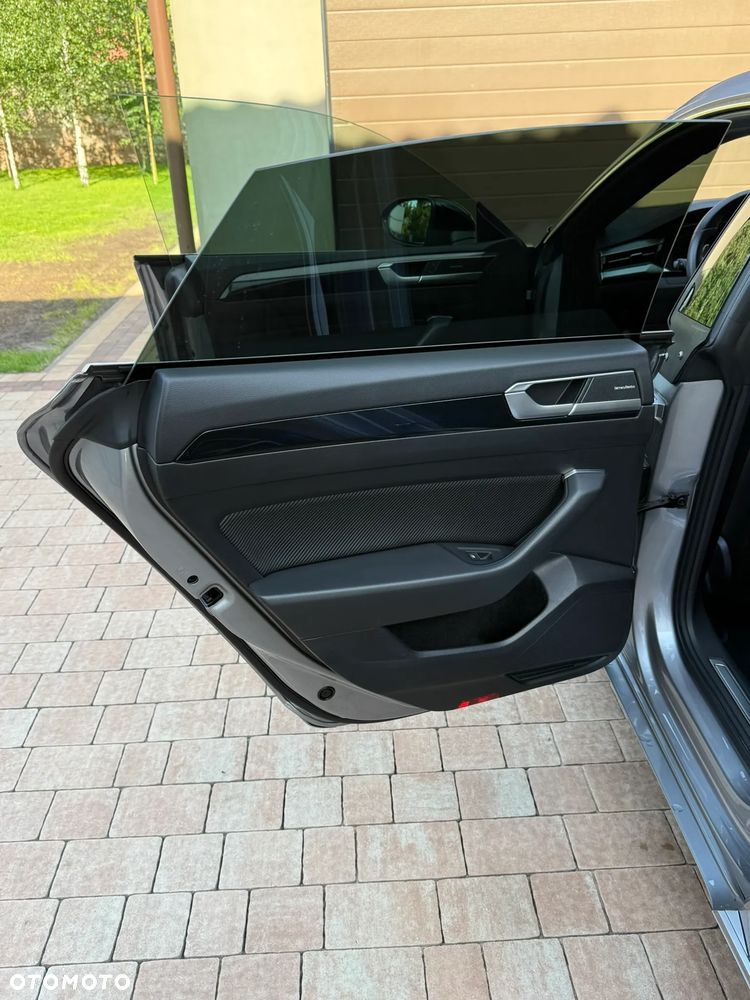 Volkswagen Arteon 2.0 TSI 4Motion R DSG - 23