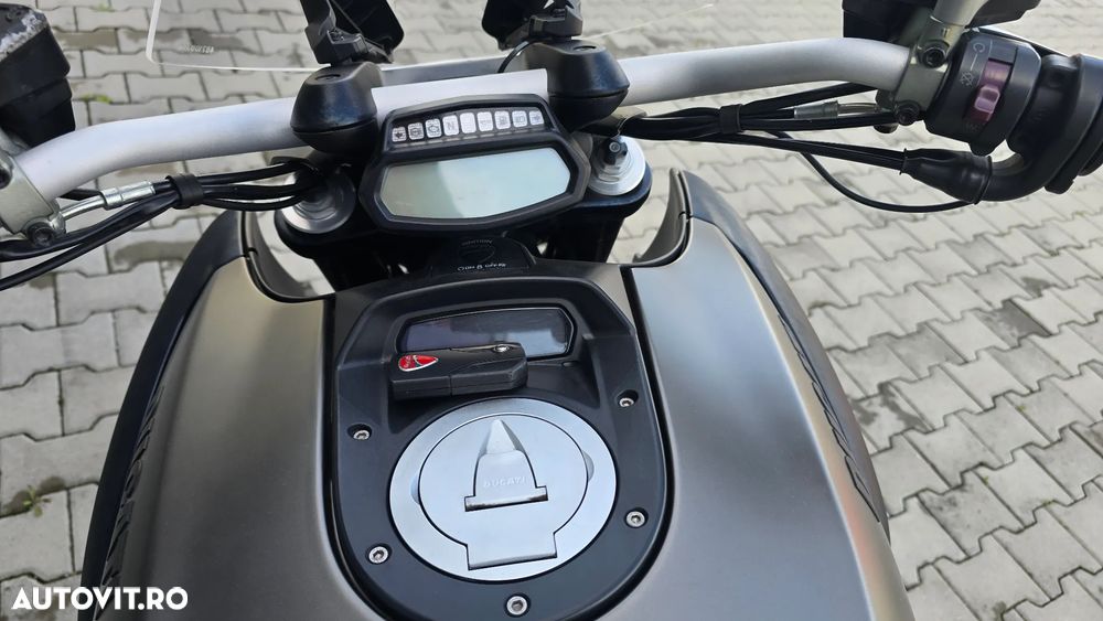 Ducati Diavel - 8