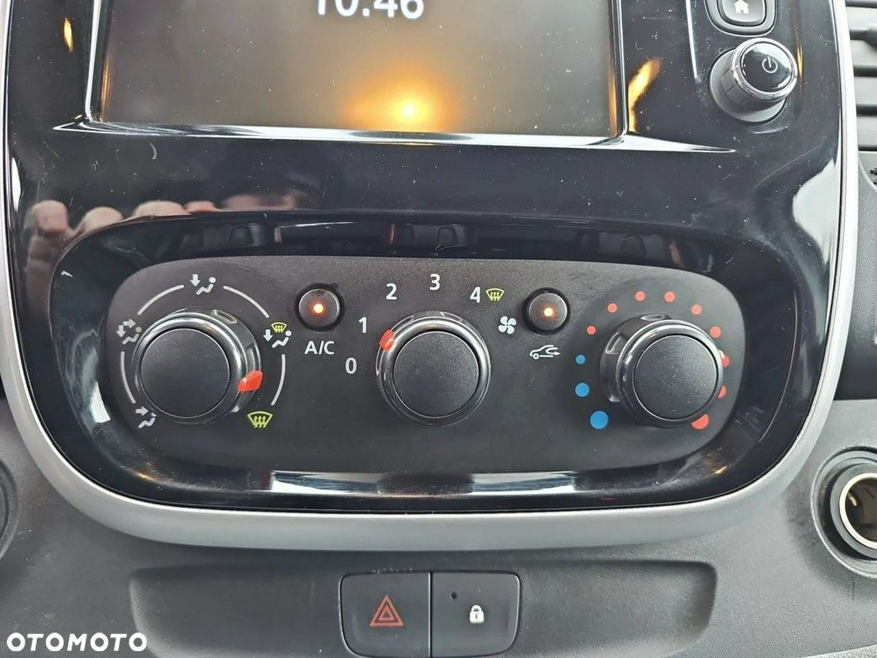 Renault TRAFIC - 15
