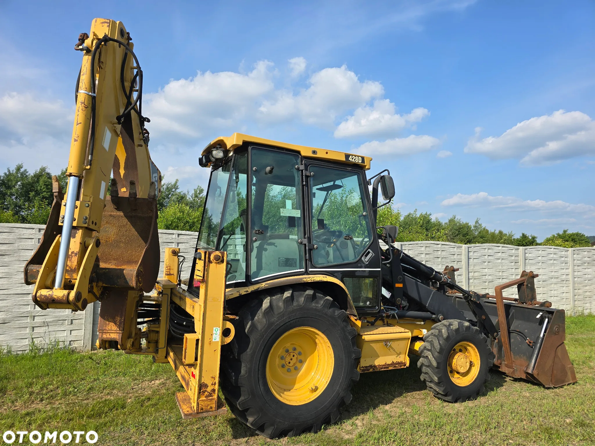 Caterpillar - 20