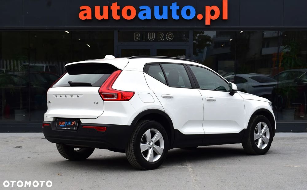 Volvo XC 40 T3 Momentum - 22