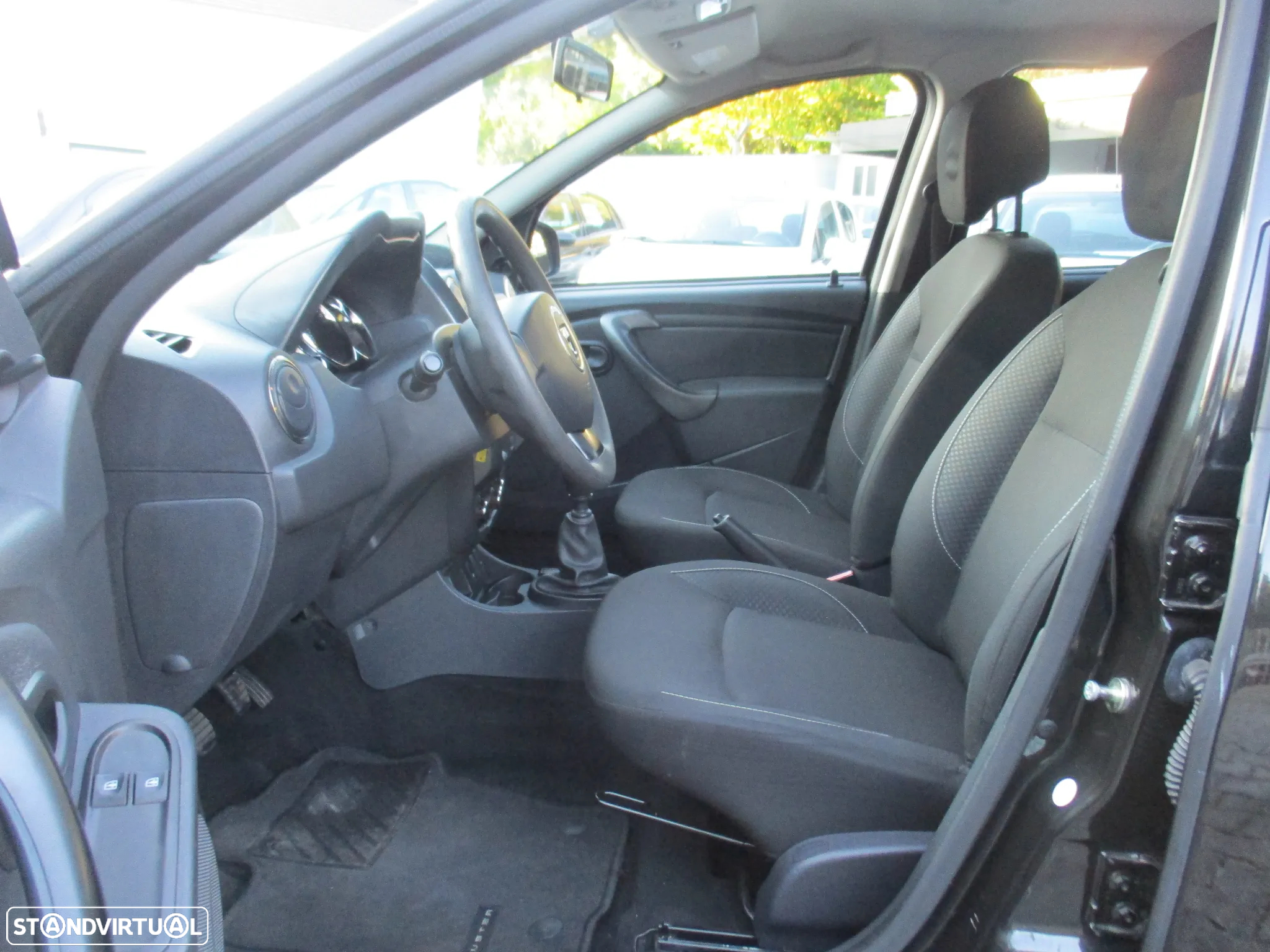 Dacia Duster 1.5 dCi Prestige - 15