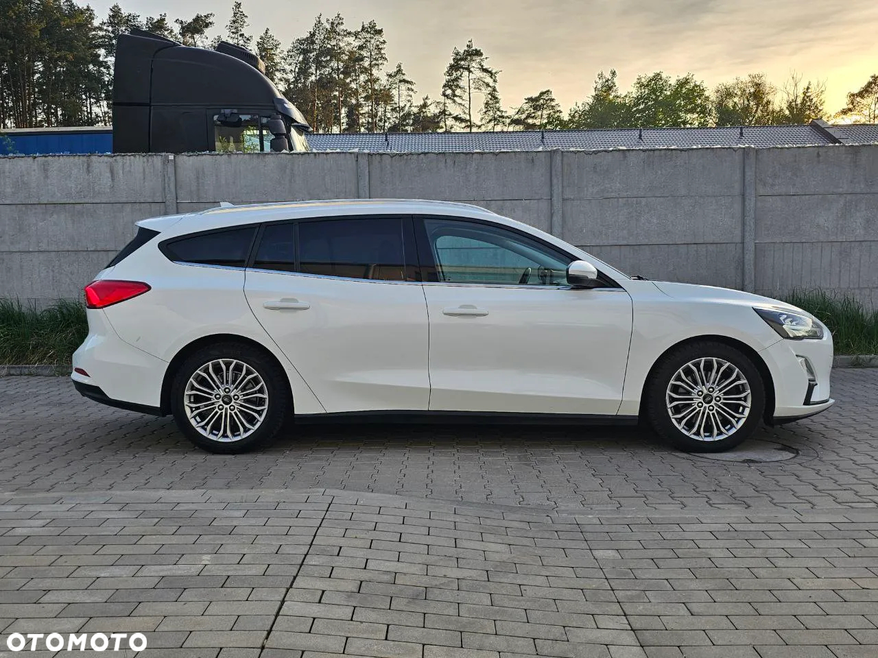 Ford Focus - 11