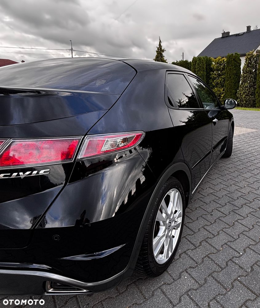 Honda Civic 1.8i-VTEC Sport - 39