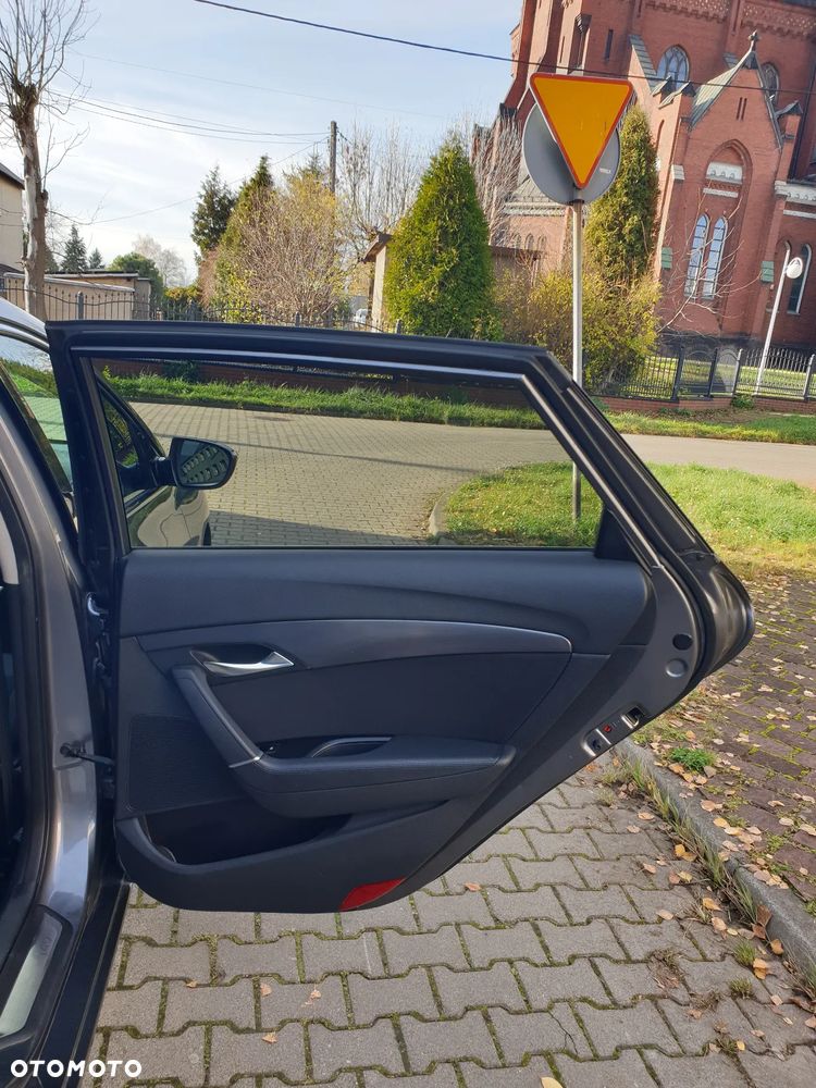 Hyundai i40 2.0 Premium - 34