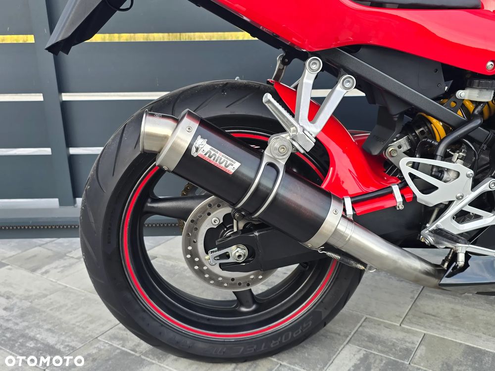 Honda CBR - 16