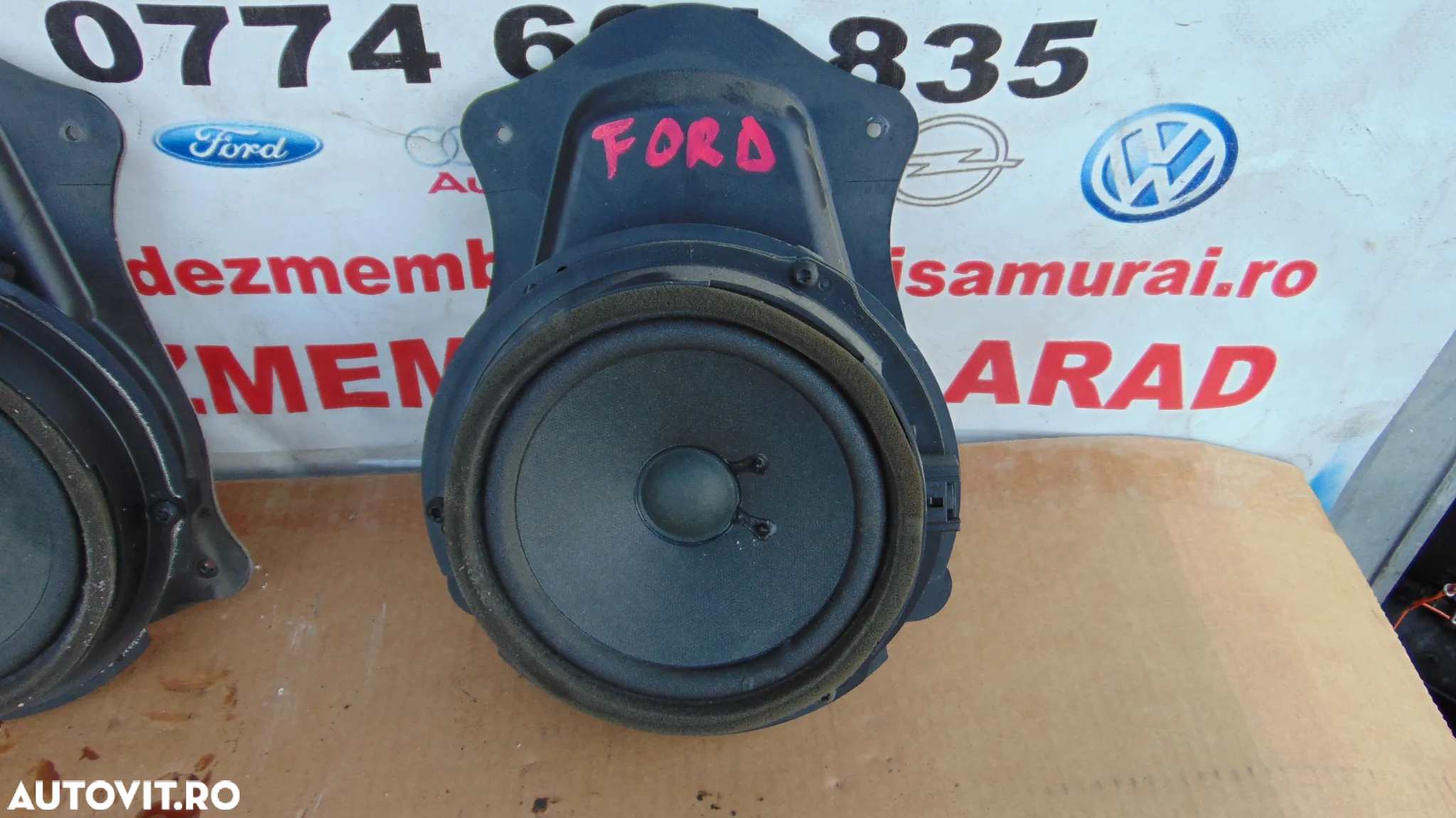 Boxe Ford Transit Custom Focus s max Kuga boxe audio originale - 2