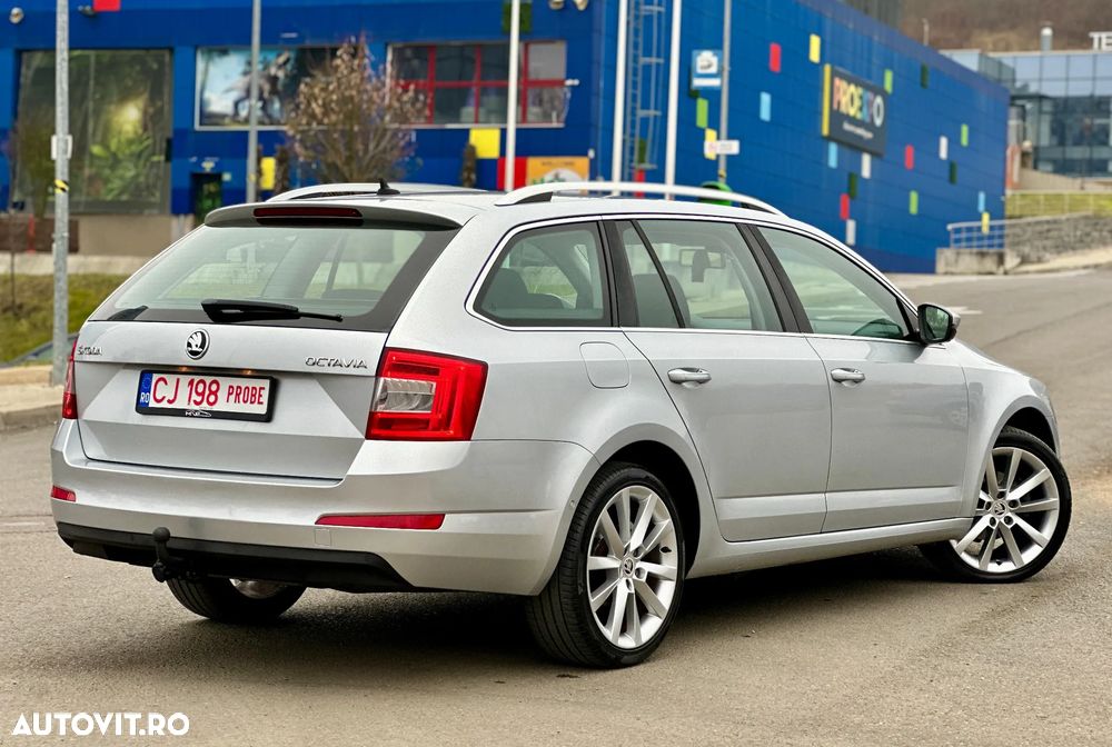 Skoda Octavia 1.6 TDI (Green tec) DSG Style - 3