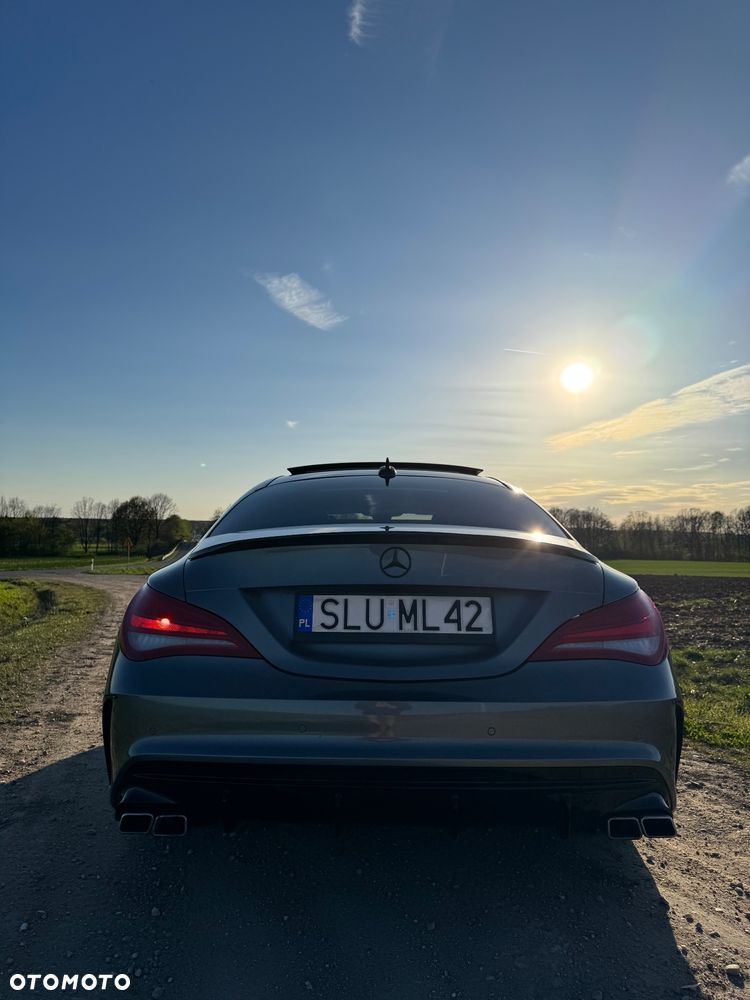 Mercedes-Benz CLA 220 d 7G-DCT AMG Line - 12
