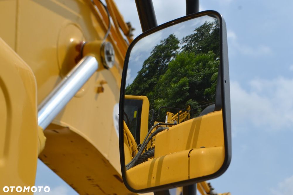 Komatsu PC210LC-11 - 20