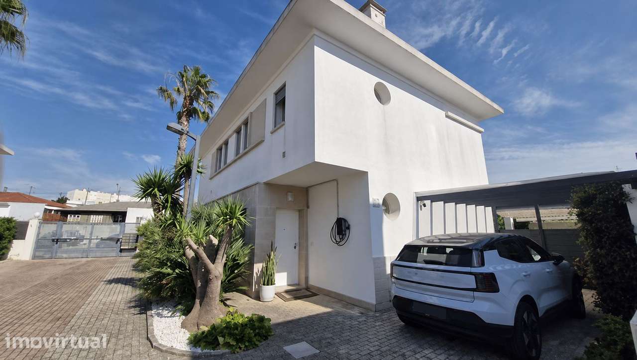 Moradia Isolada T3 + 1 com jardim, Alvide, Cascais - Grande imagem: 2/39