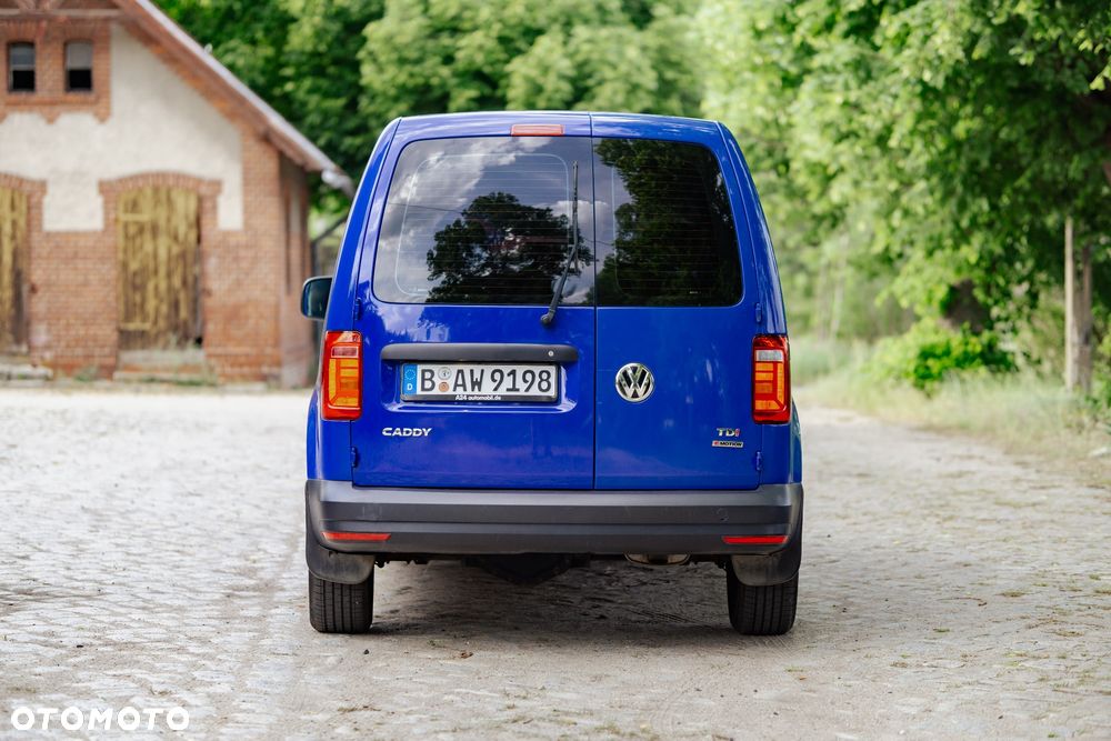 Volkswagen Caddy - 10