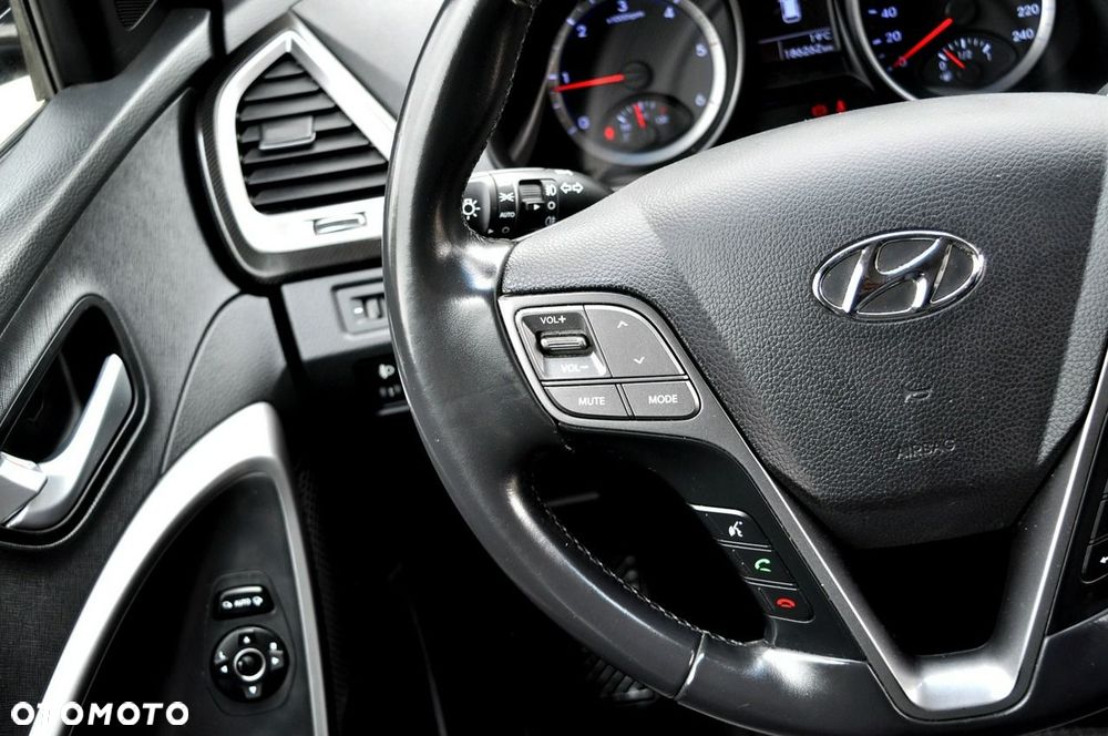 Hyundai Santa Fe - 15