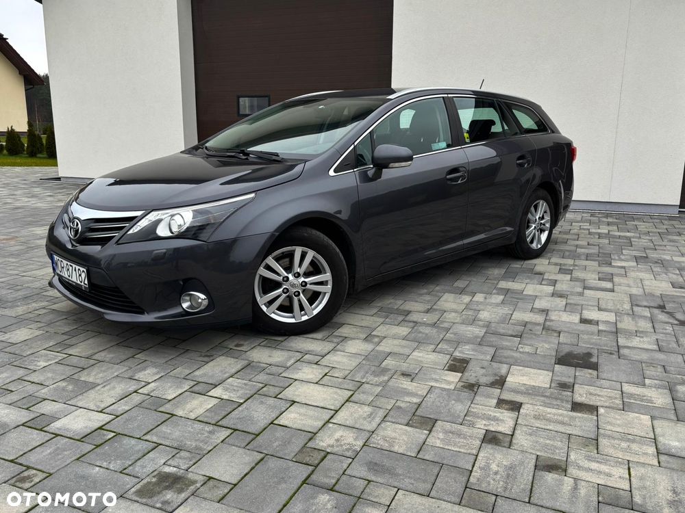 Toyota Avensis - 3