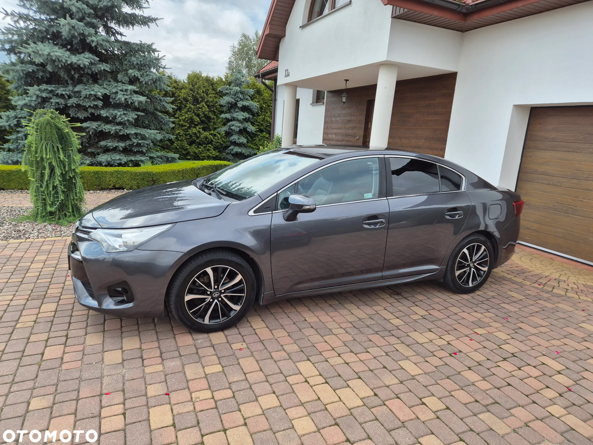Toyota Avensis 1.8 Prestige - 13