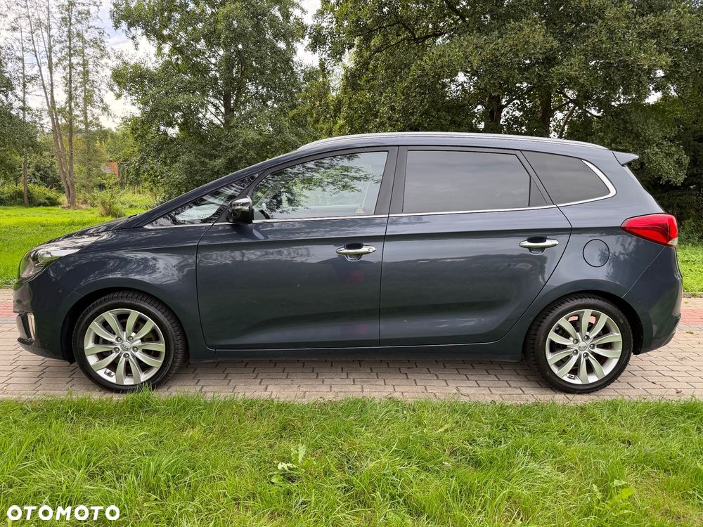 Kia Carens 1.7 CRDi 141 Dream Team Edition - 6
