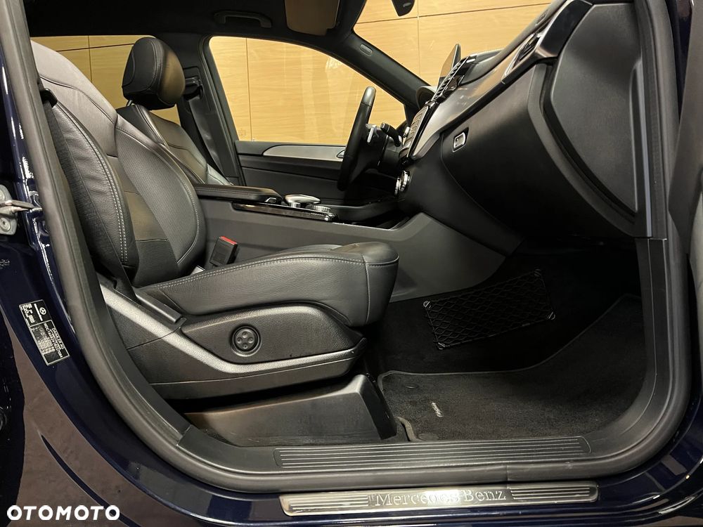 Mercedes-Benz GLS - 6