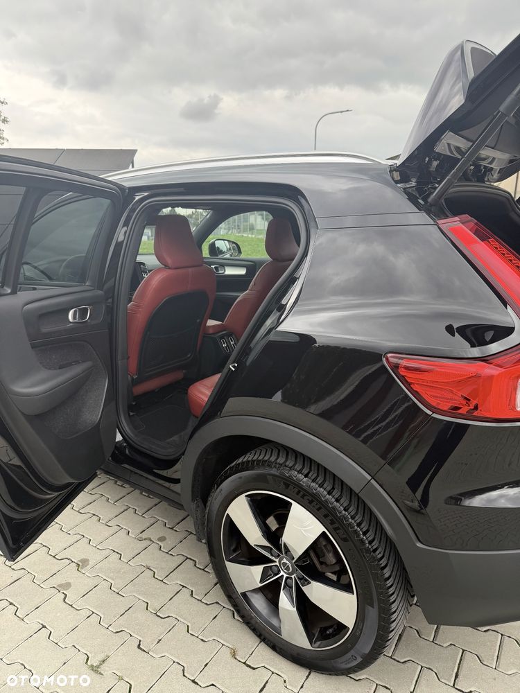 Volvo XC 40 T5 AWD Geartronic Momentum - 26