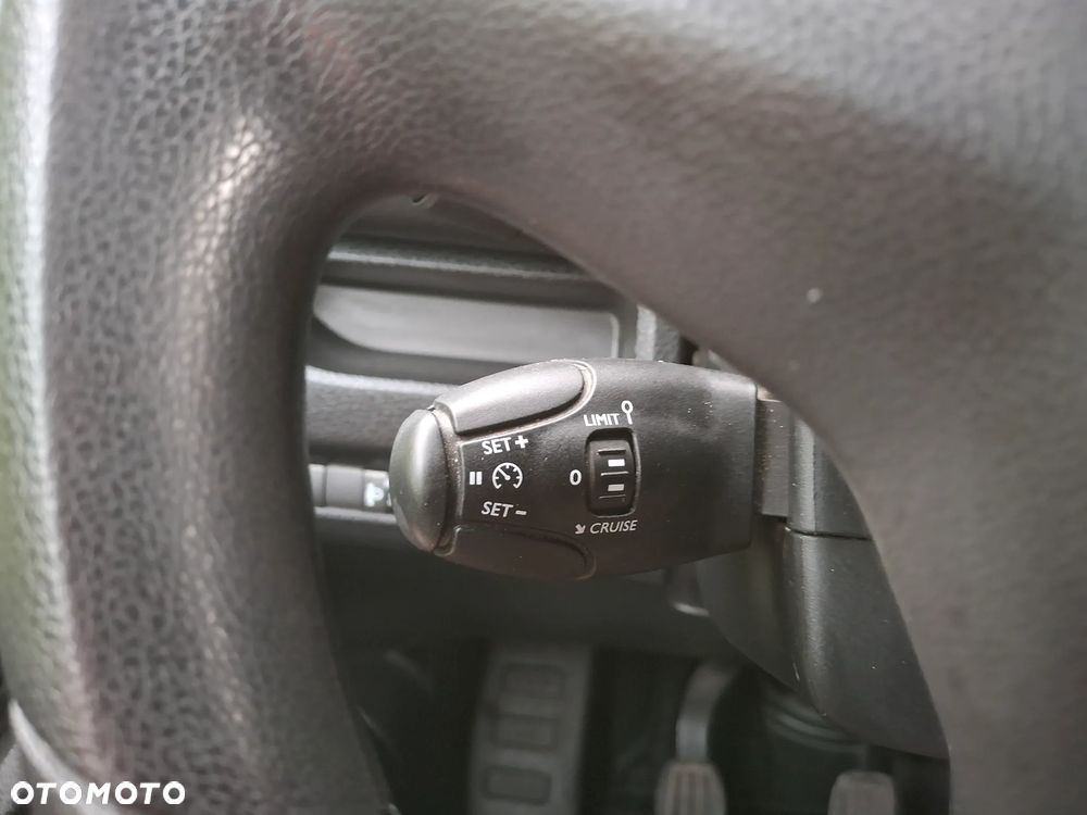 Peugeot Expert  1.5 HDi 120 KM Salon PL - 30